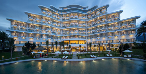 Khám phá resort 5 sao Cam Ranh Riviera Beach Resort & Spa